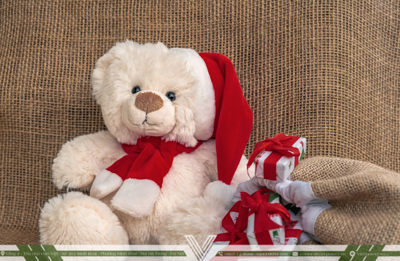 Gấu bông làm quà tặng dịp Noel phù hợp cho người yêu