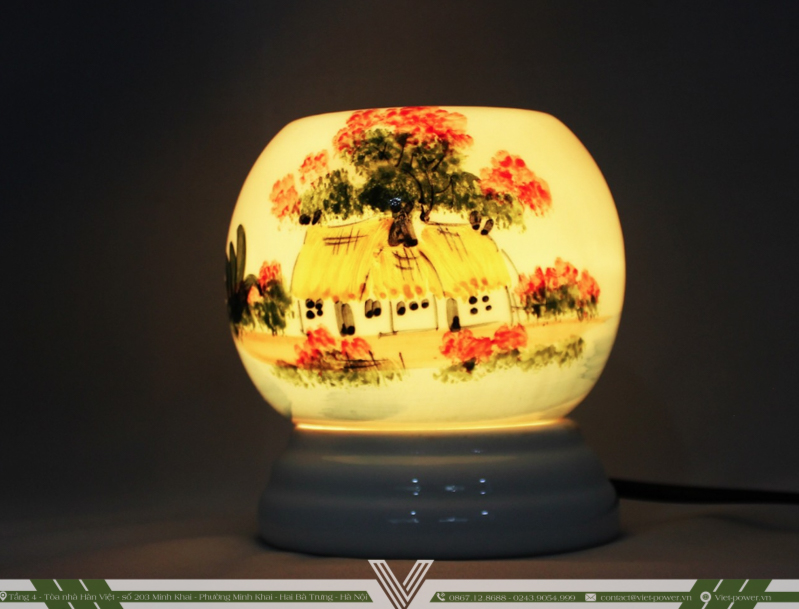 Đèn xông tinh dầu thích hợp làm quà tặng giáng sinh cho khách hàng